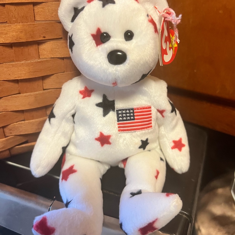TY 1997 Beanie Baby Patriotic Bear - Red, Black, and White